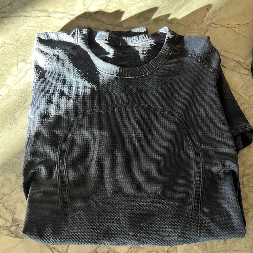 Lululemon Run Swiftly